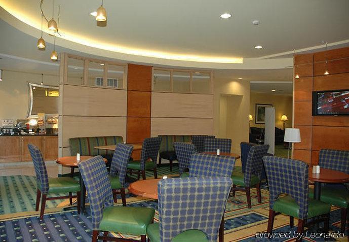 Springhill Suites Prince Frederick Restoran gambar